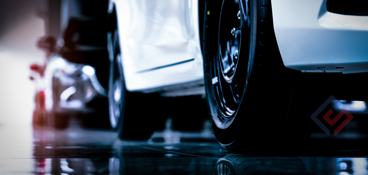 Asigurare auto obligatorie RCA în Moldova: automobil pe drum, încheierea online a poliței pentru șoferi din Chișinău, Bălți și Cahul.